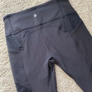 Lulu Lemon Leggings - Black Size 6